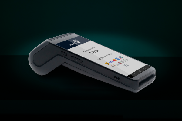 Terminal de paiement Moneris pour l’acceptation des paiements par carte en magasin.